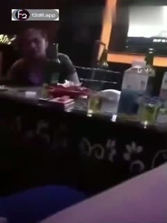 喝多了，发情了…… 用啤酒瓶自慰