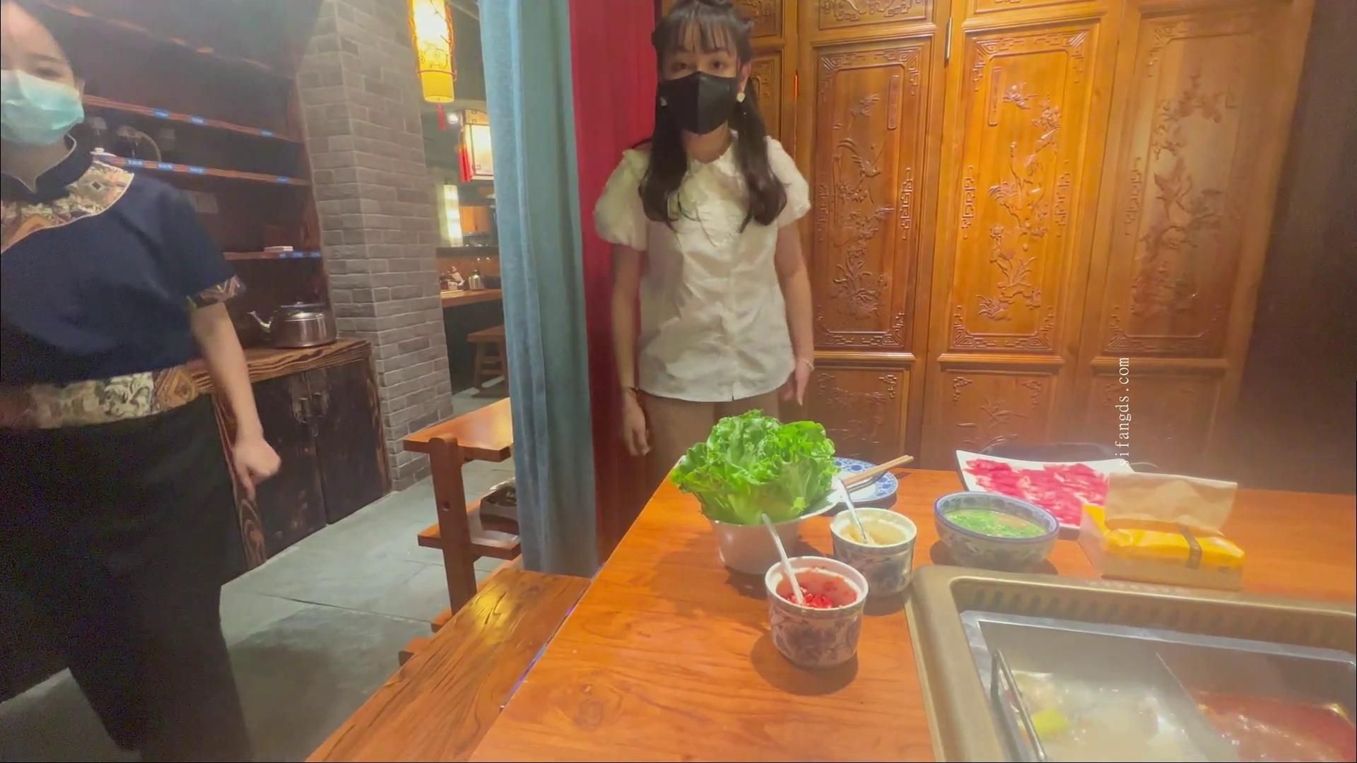 ❤️【TonyJ和贝贝】顶级露出 无视走光疯狂极限露出（5）