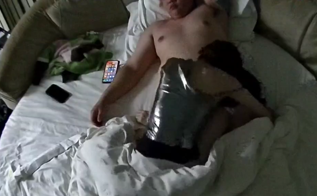 情趣台 11-27 妓女小少妇被花臂胖男人点单 少妇翘臀上下抽动 把男人爽得双手无措 翻身拉过来直接狠操